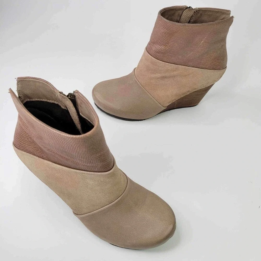 OTBT Ankle Bootie Boot Womens 6.5 Beige Dharma Leather Wedge Comfort Shoe